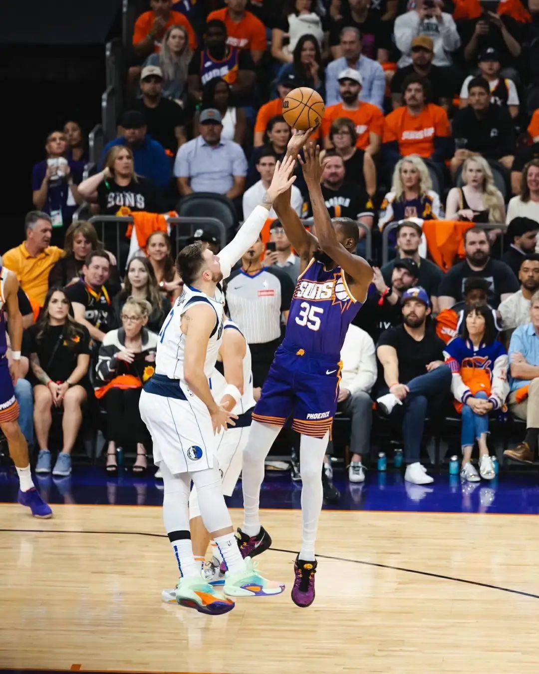 开云-杜兰特连续七场比赛得分超过爆冷，美国队不断突破！的简单介绍-开云